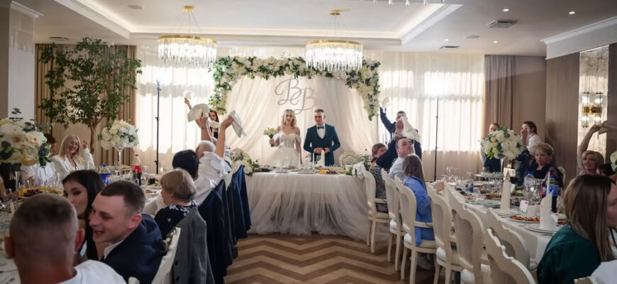 Святкування в банкетній залі Black Sea Restaurant у центрі Одеси